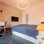 B10 Business Apartment