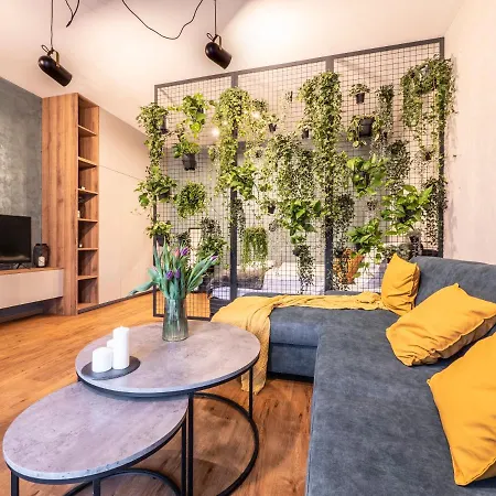 B10 Business * Žilina