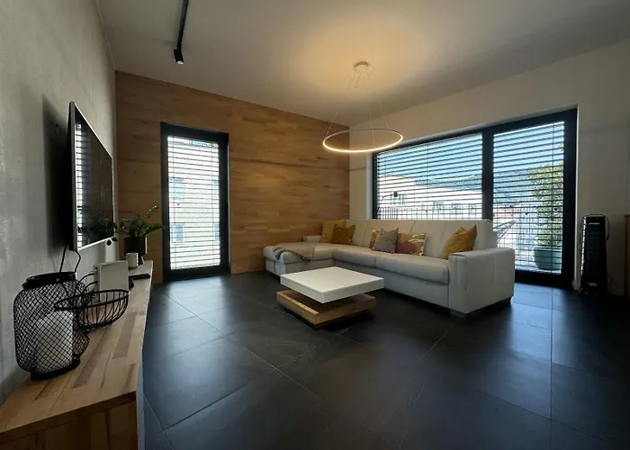 Apartment B10 Business *